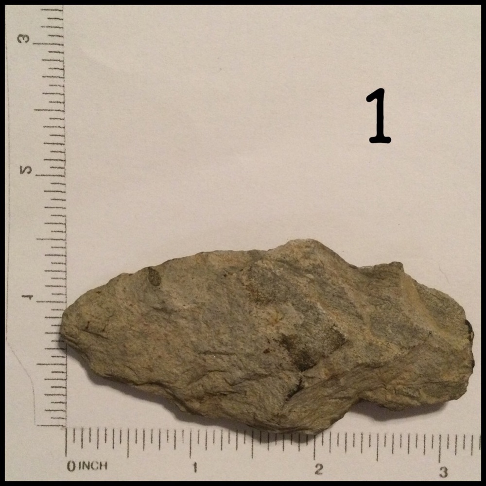 Projectile Points - Arrowheads - Picture 2 of 11